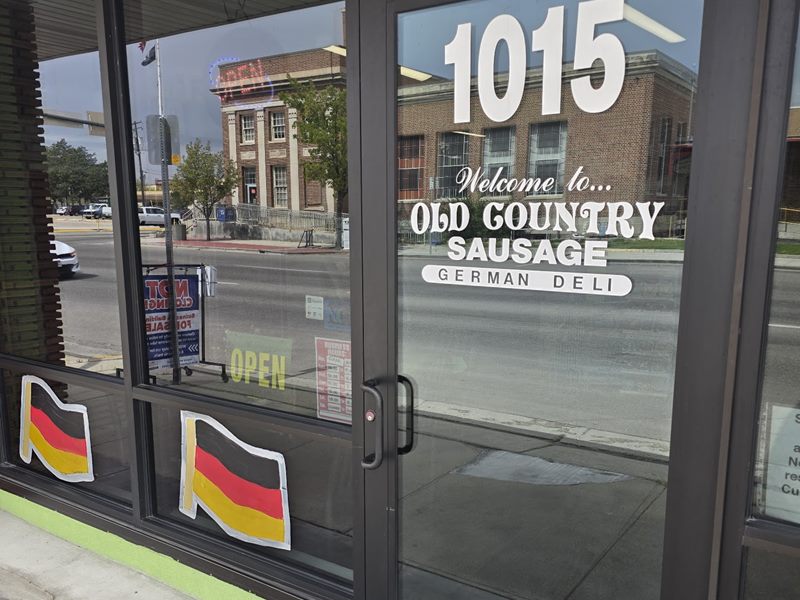 OLD COUNTRY SAUSAGE exterior