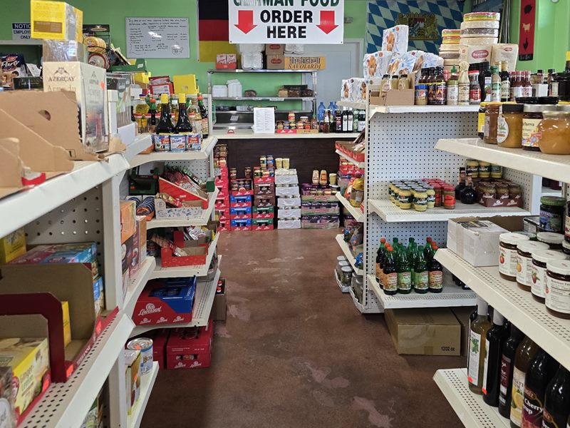 OLD COUNTRY SAUSAGE interior